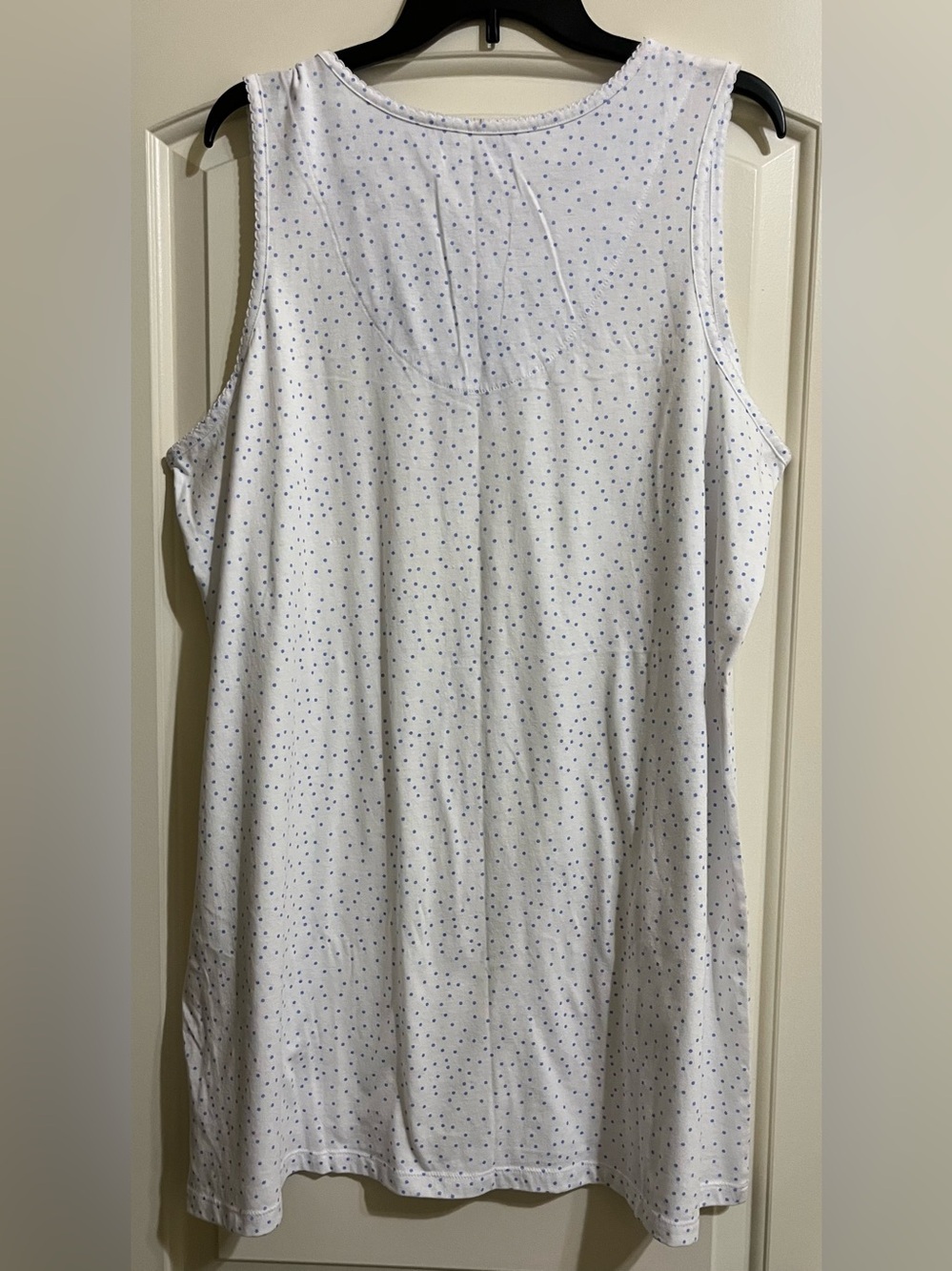 NWOT Carole Hochman White With Blue Dots Sleeveless V-Neck Nightgown Size XL - Picture 3 of 6